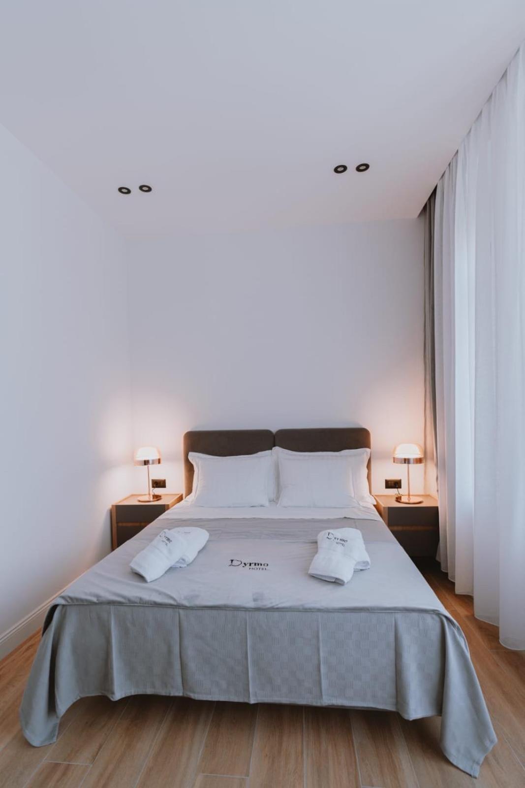 Dyrmo Hotel Berat Exterior photo