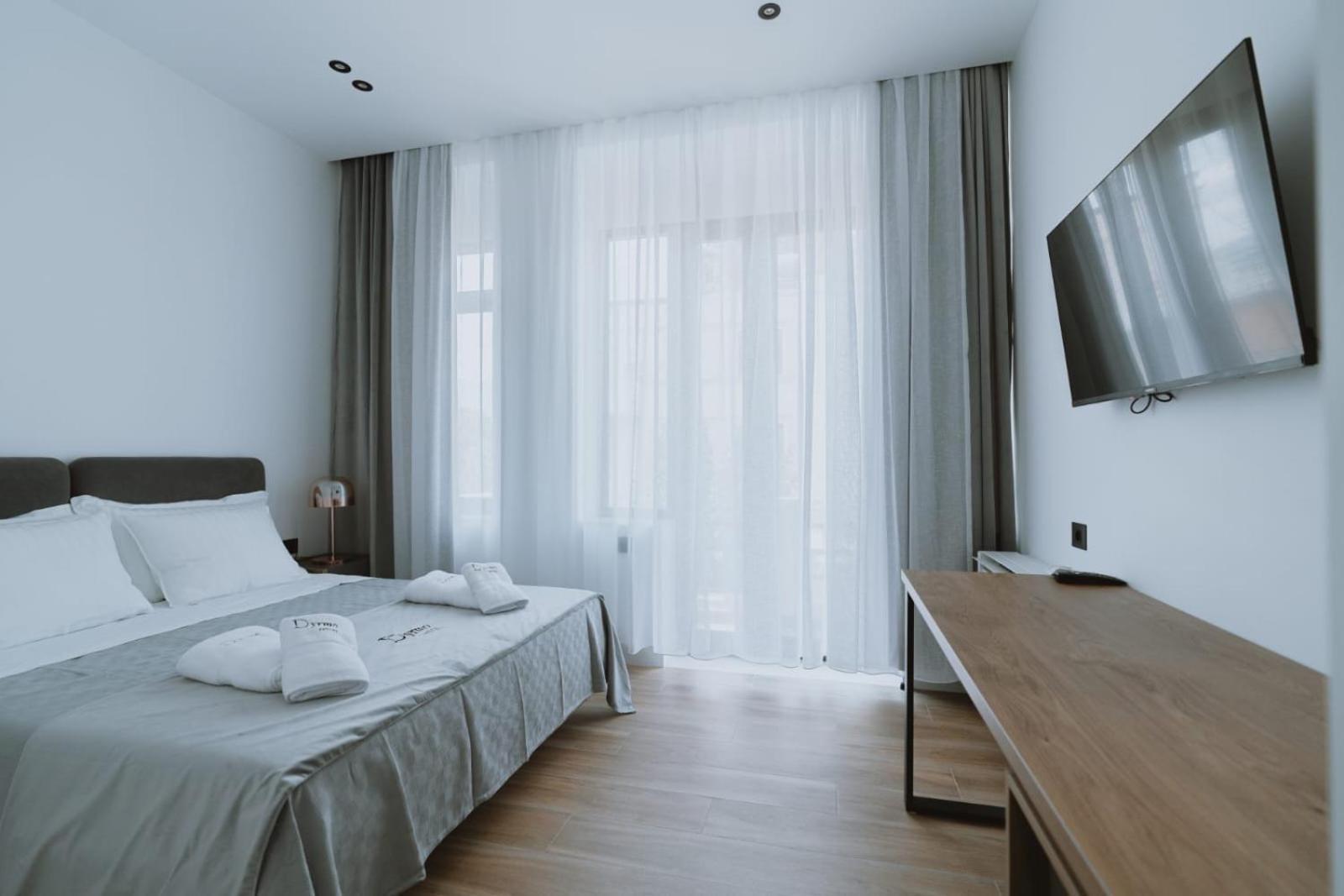 Dyrmo Hotel Berat Exterior photo