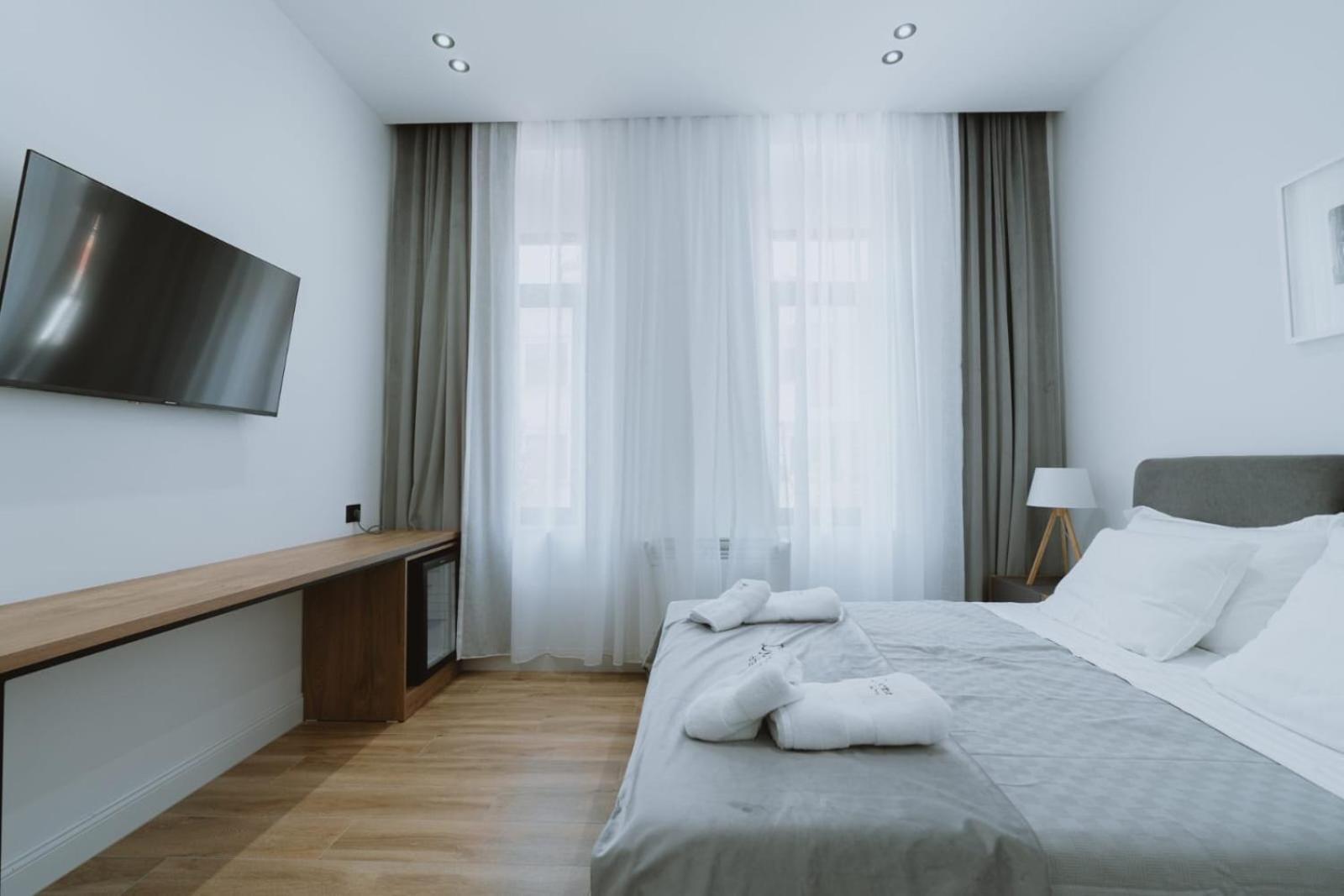 Dyrmo Hotel Berat Exterior photo